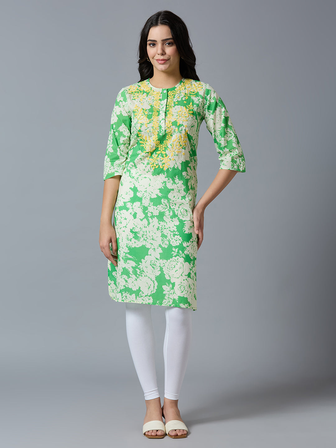 Green Embroidered Floral Cotton Kurta