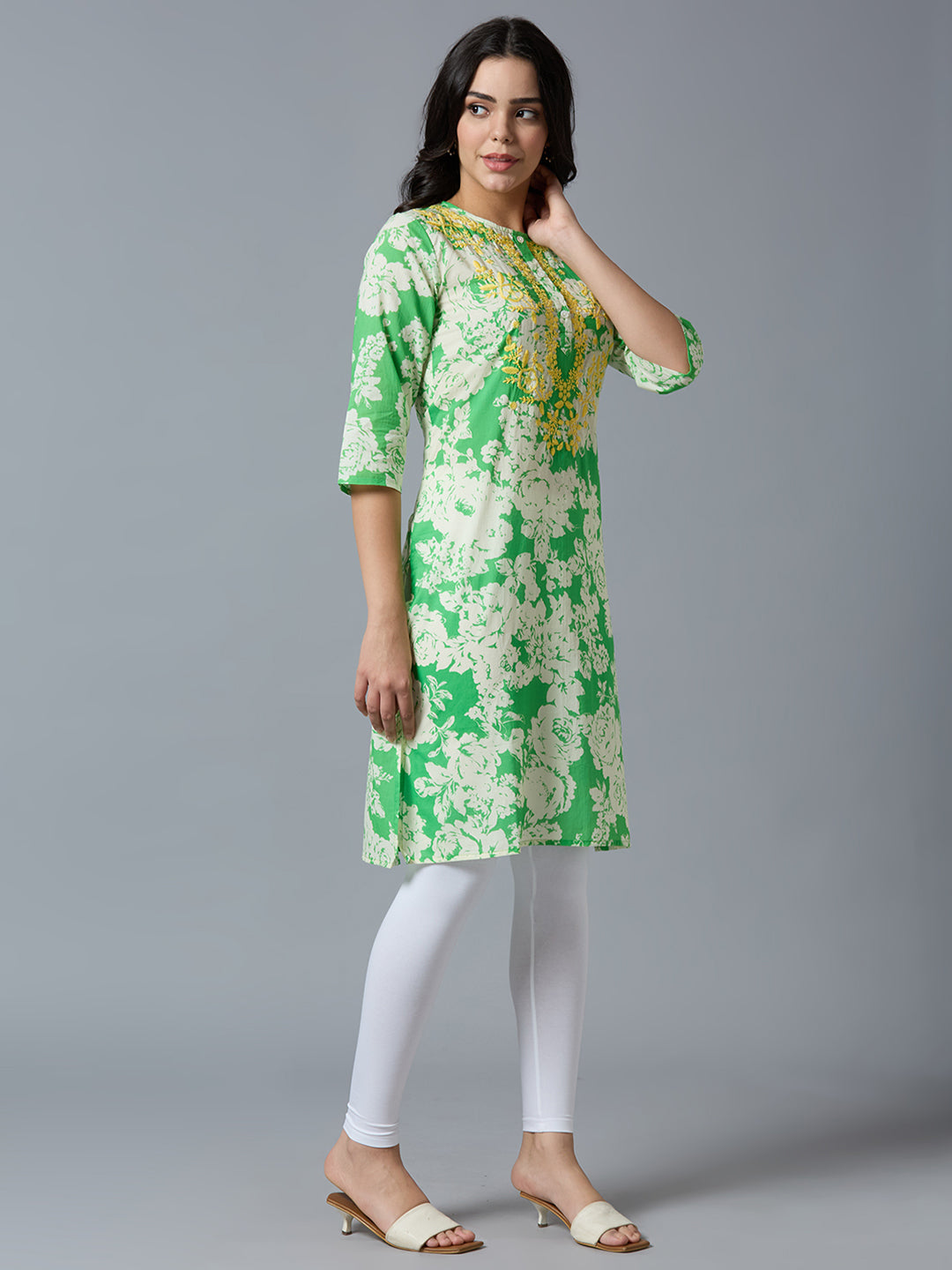 Green Embroidered Floral Cotton Kurta