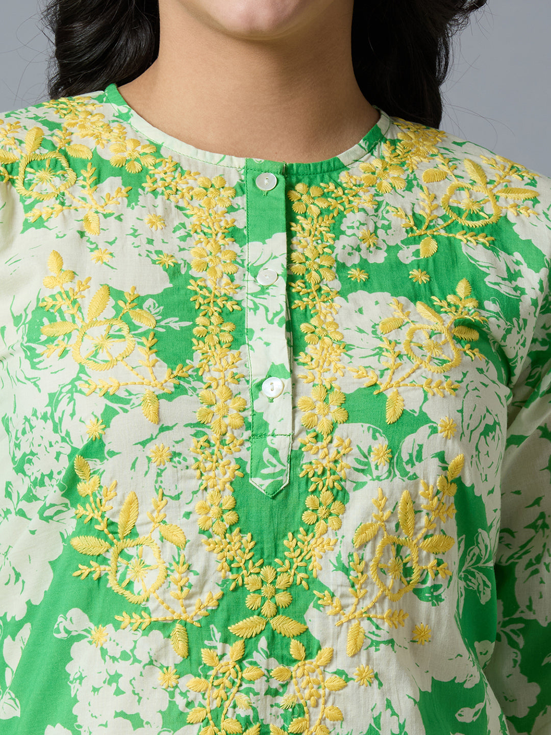 Green Embroidered Floral Cotton Kurta