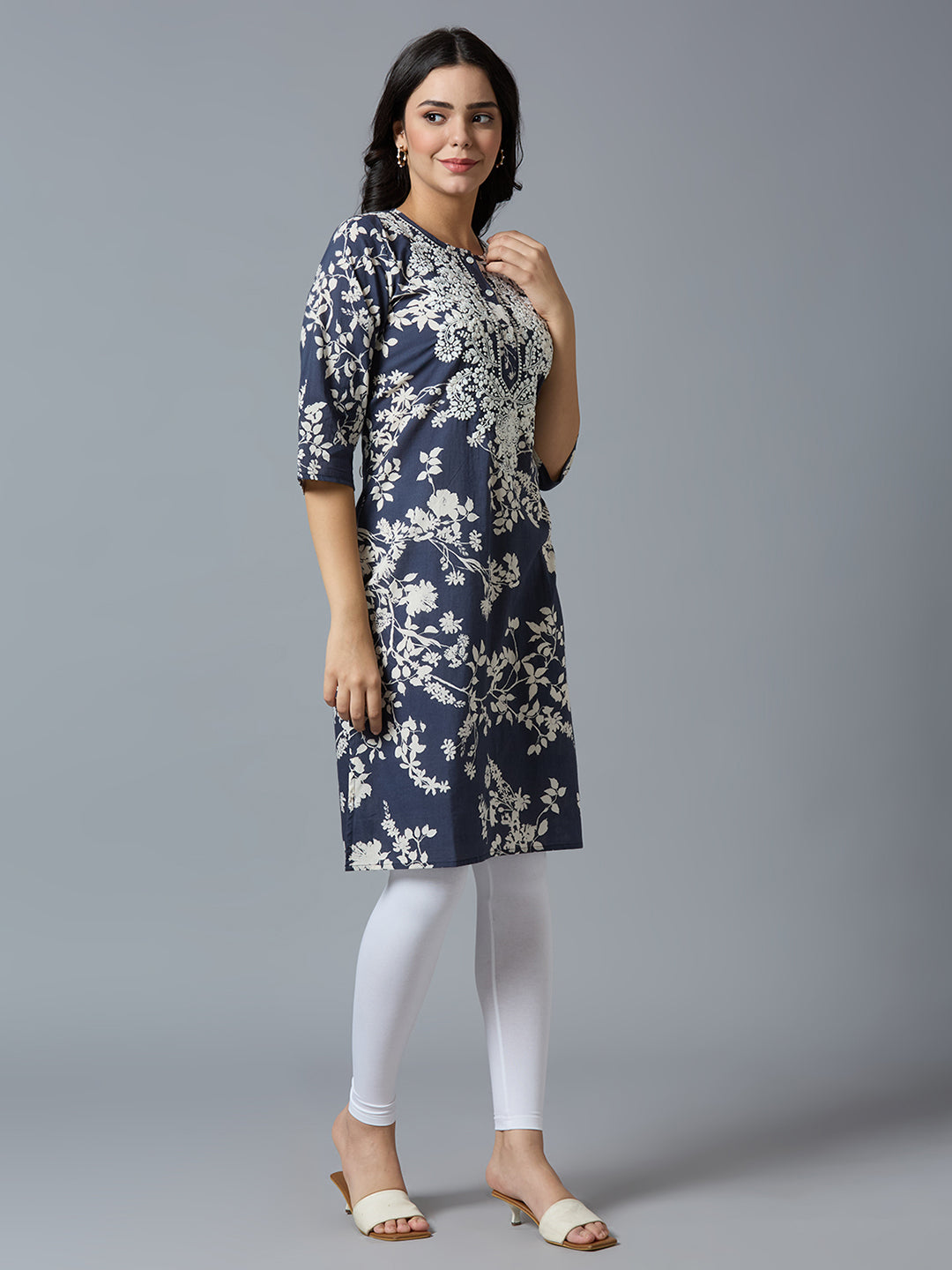 Navy White Embroidered Floral Viscose Kurta