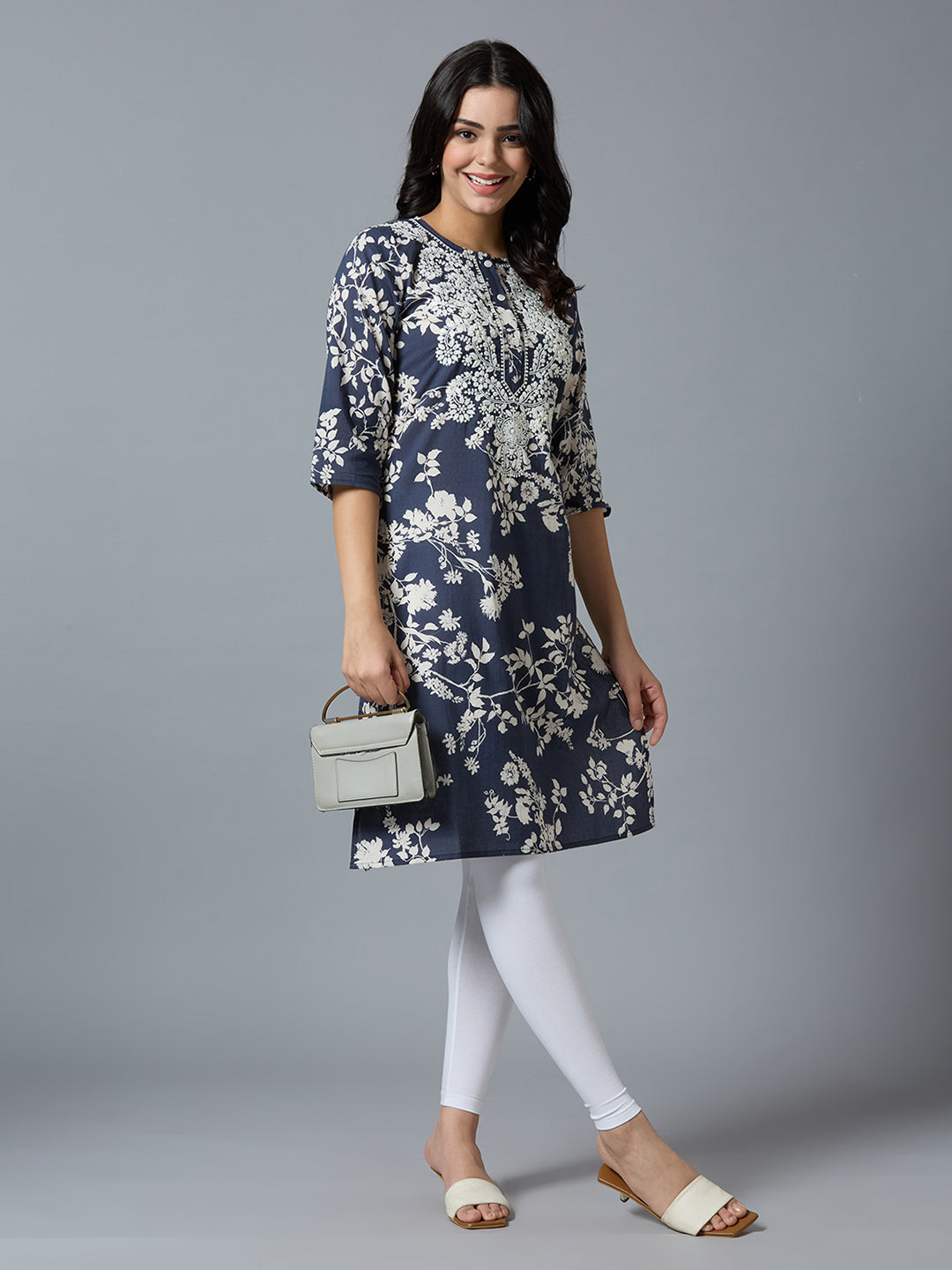 Navy White Embroidered Floral Viscose Kurta