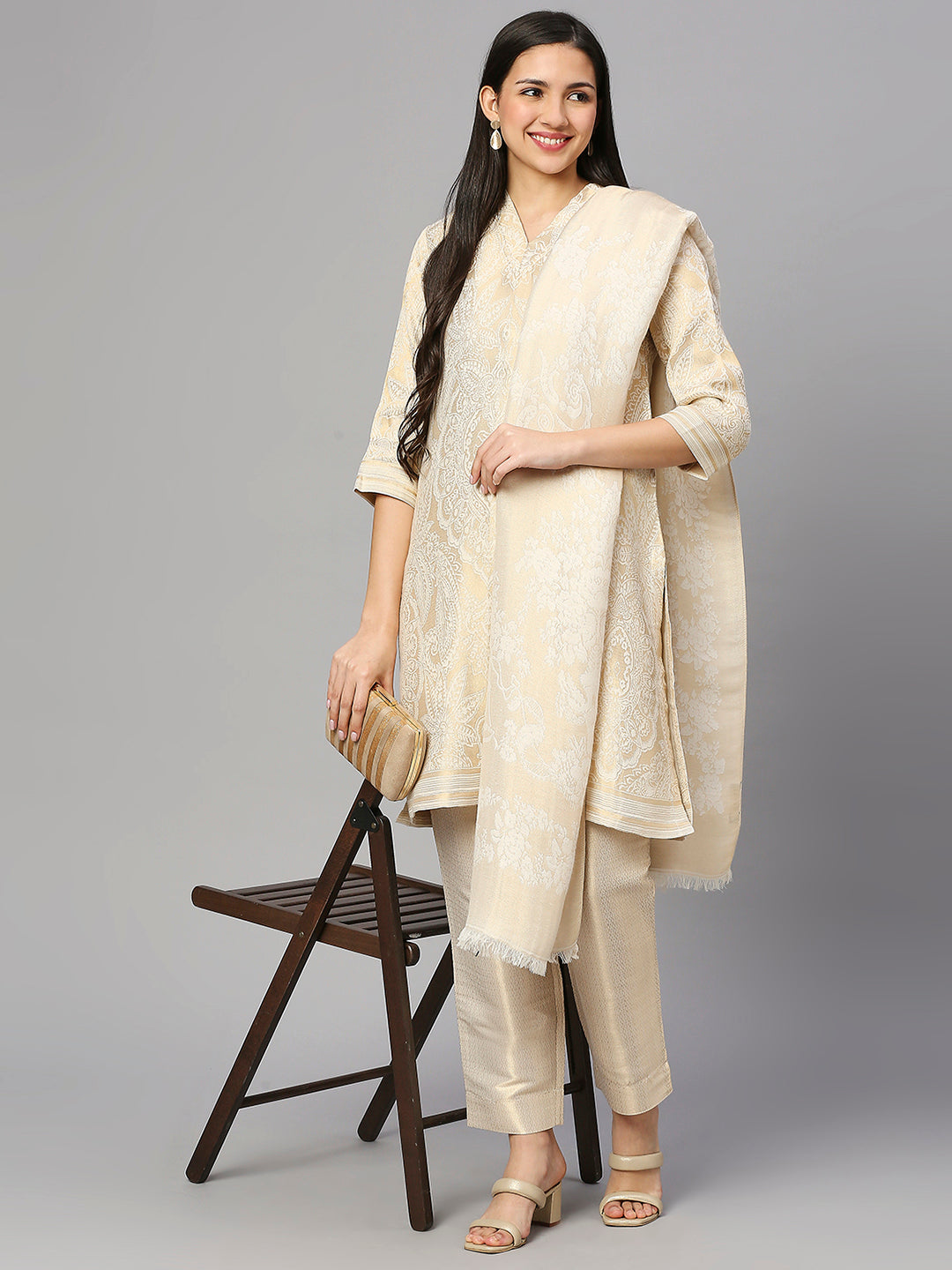 Brocade Off White Motif Design Set