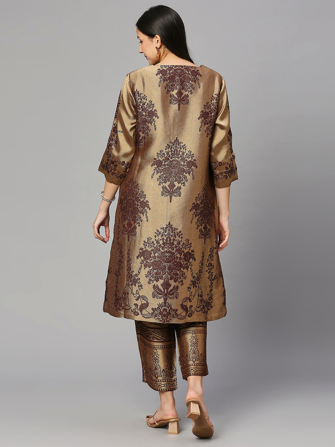 Brocade Off White Ethnic Motifs Design Kurta