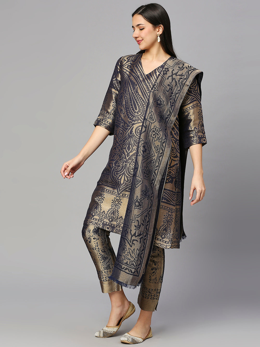 Brocade Navy Blue Enlarged Paisley Design Kurta Set