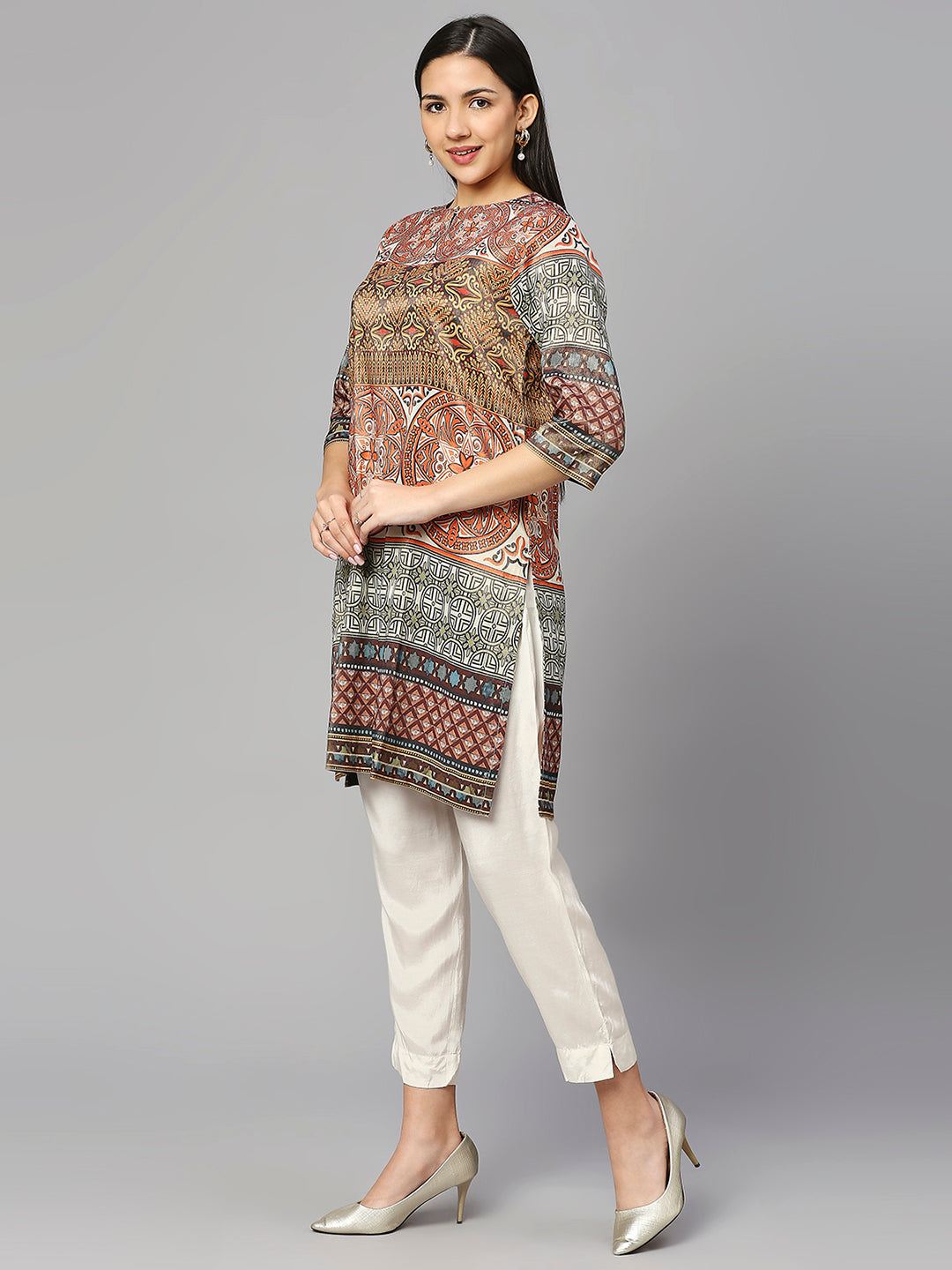 Off-white Multicolor Ornamental Printed Kurta