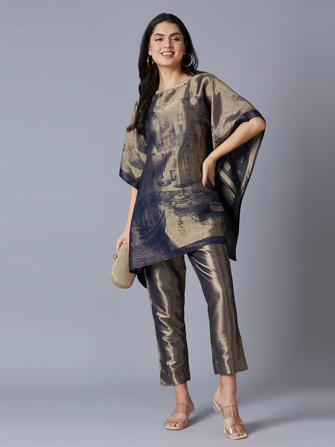 Brocade Scenery Design Navy Poncho Set