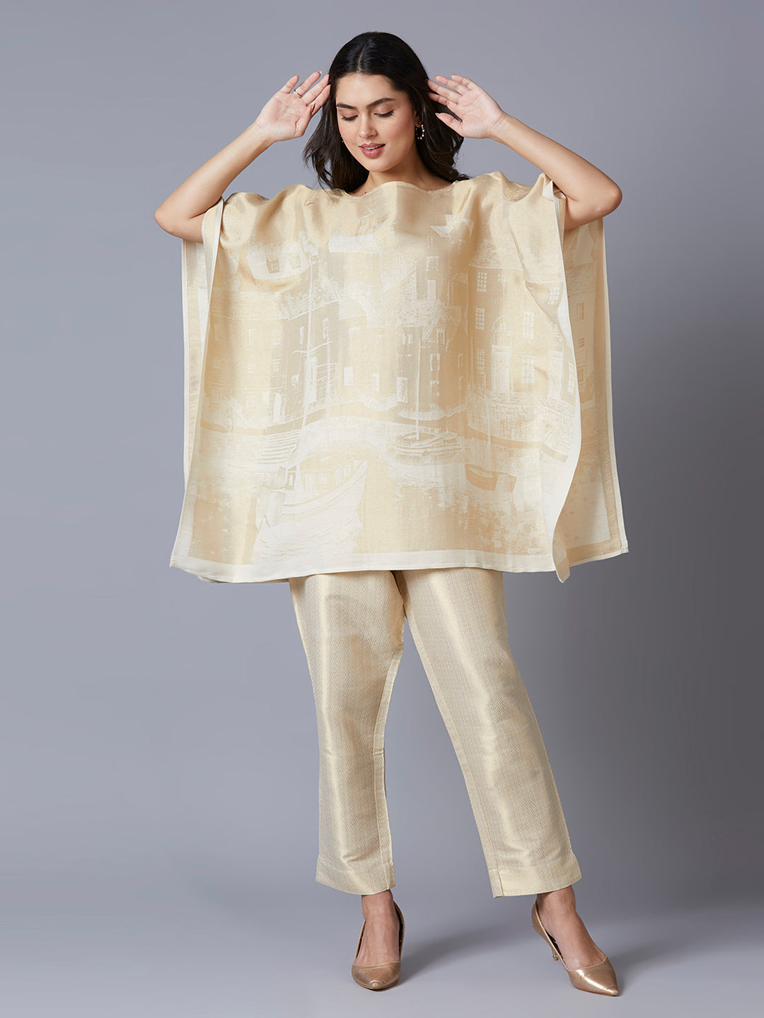Brocade Scenery Design Off White Poncho Set