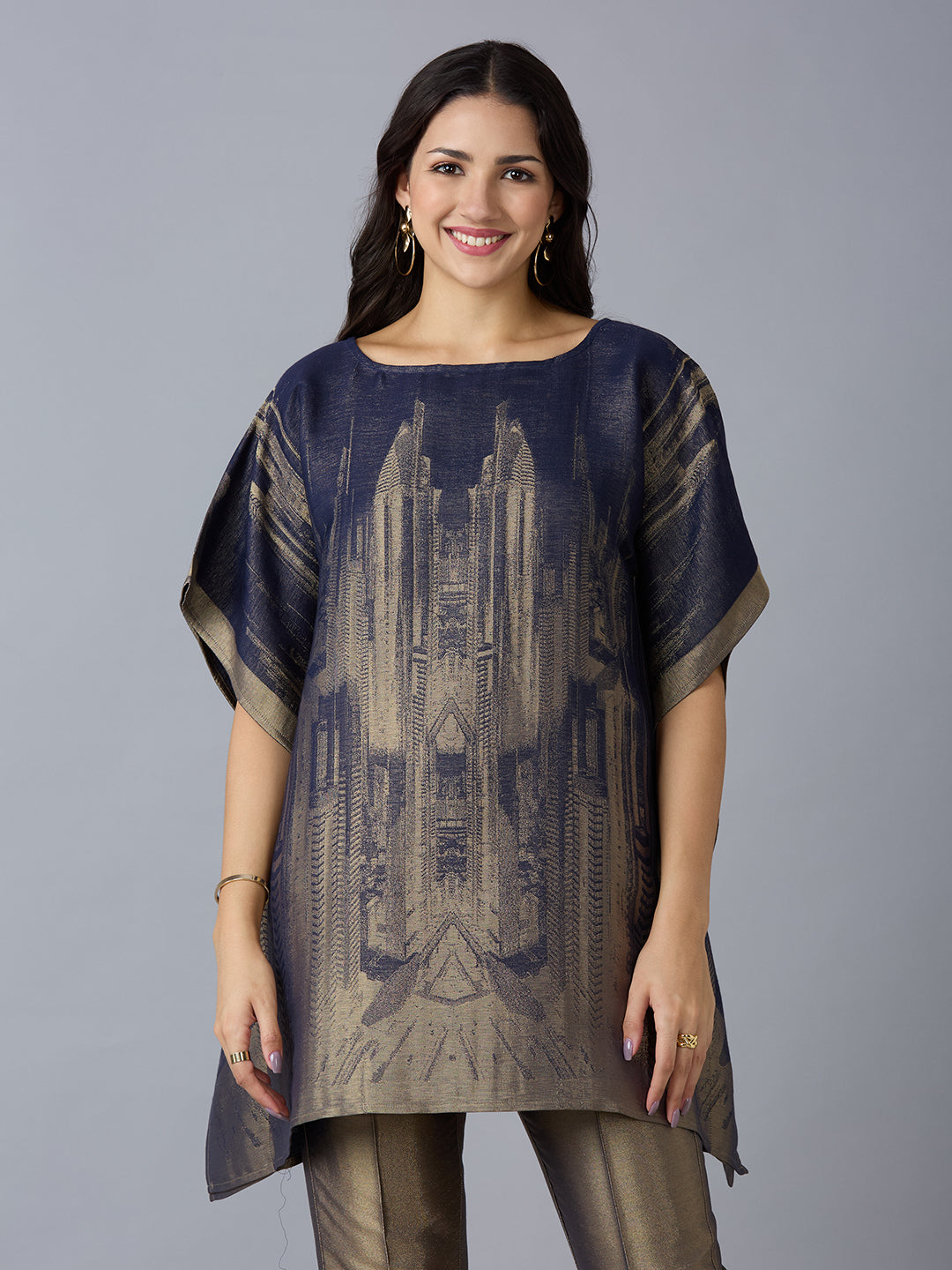 Brocade Scenery Patterned Designed Navy Poncho with Brocade Pant