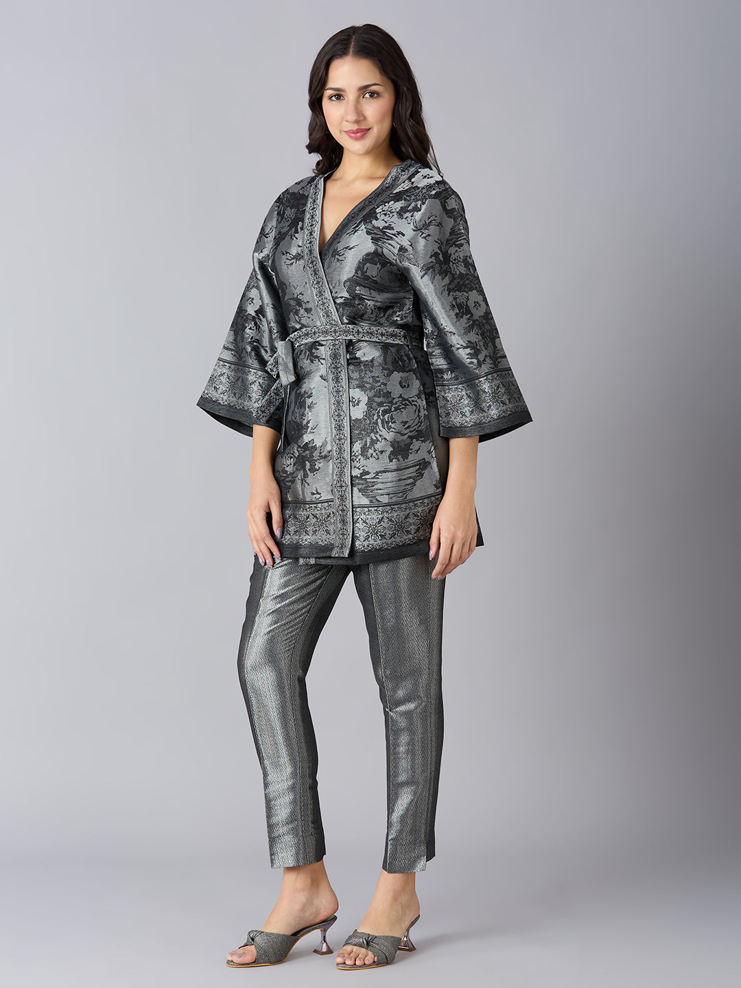Denim Blue Floral Design Brocade Kimono Set