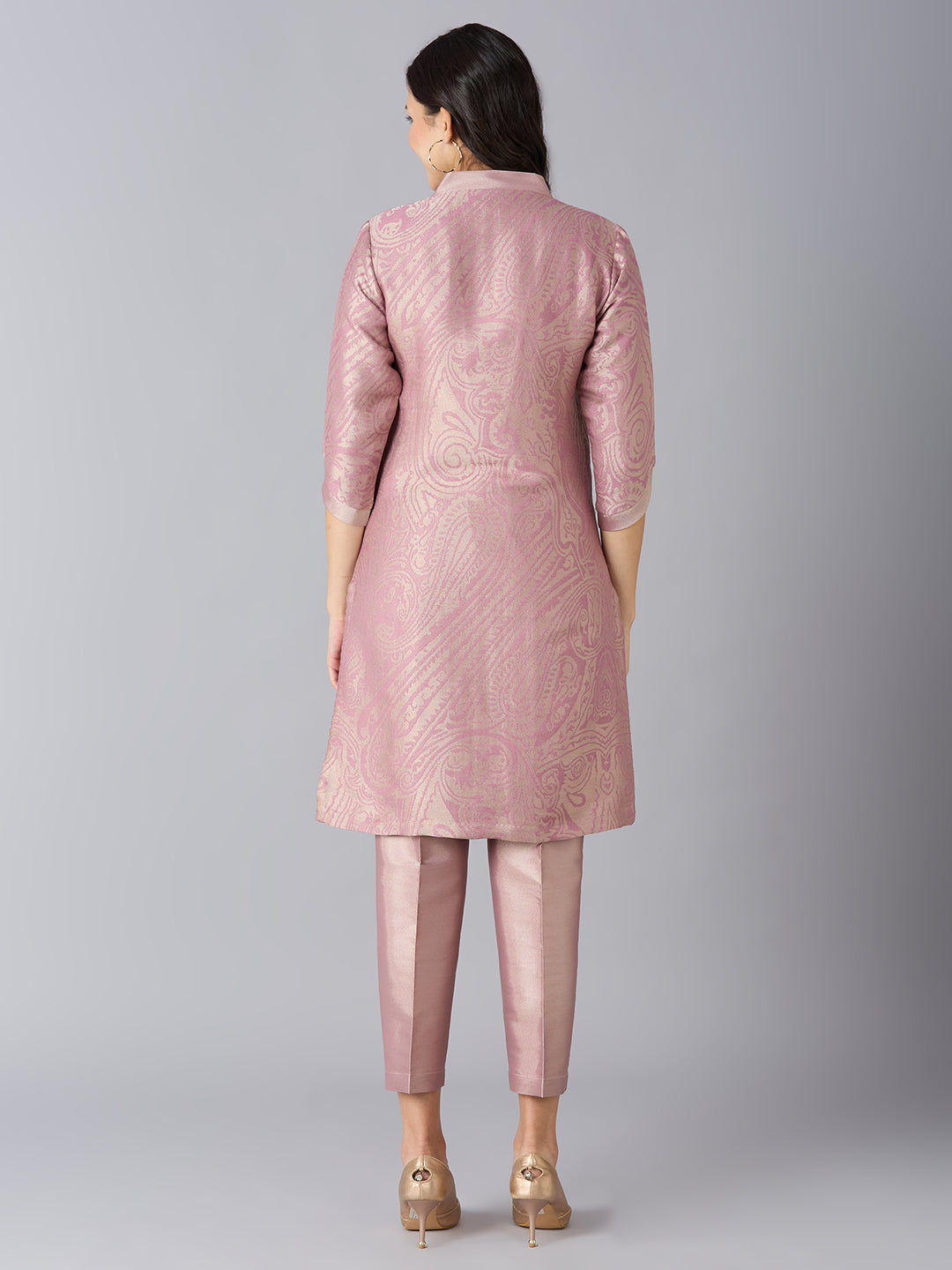 Mauve Paisley Design Brocade Kurta Set