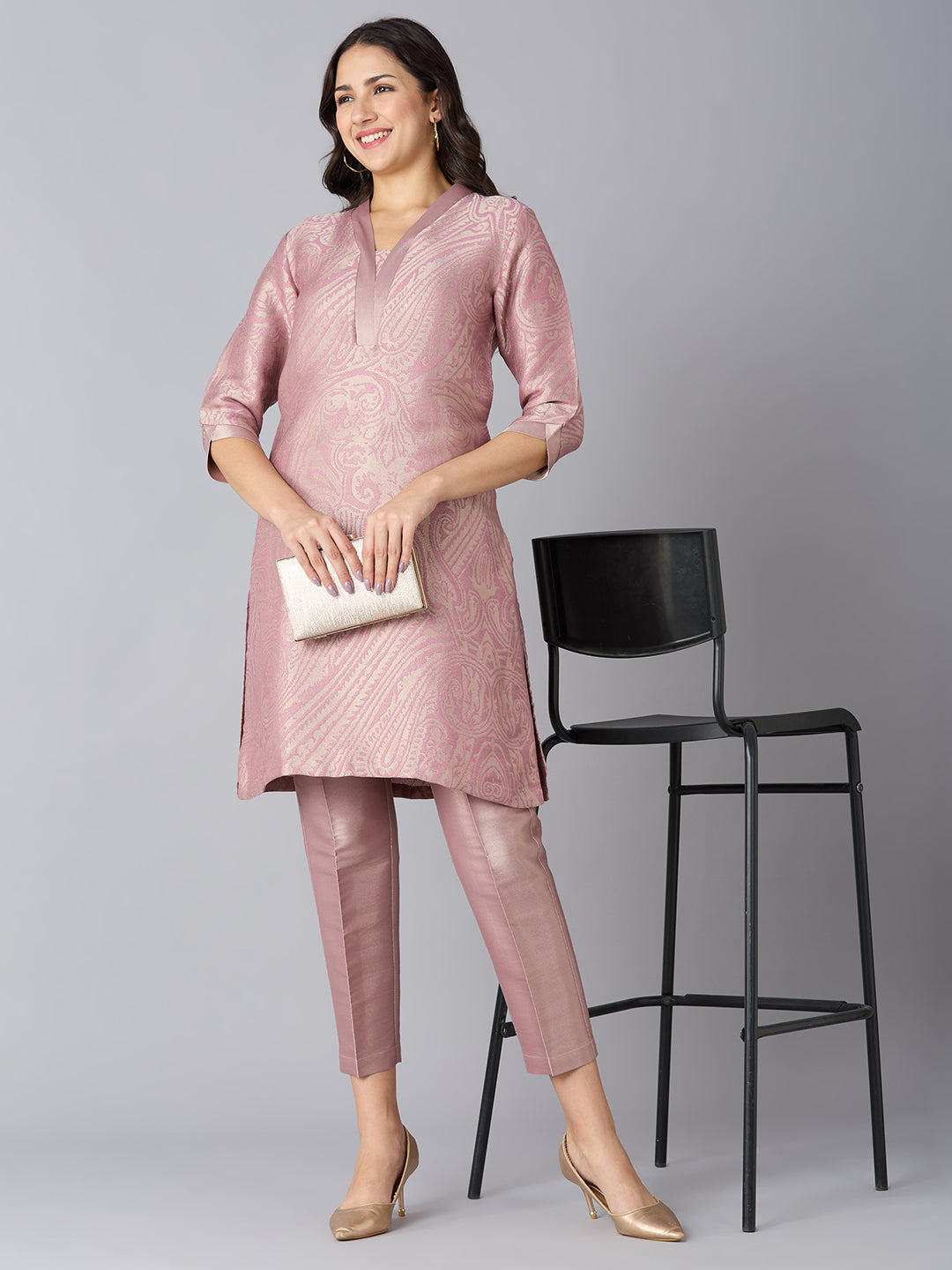 Mauve Paisley Design Brocade Kurta Set