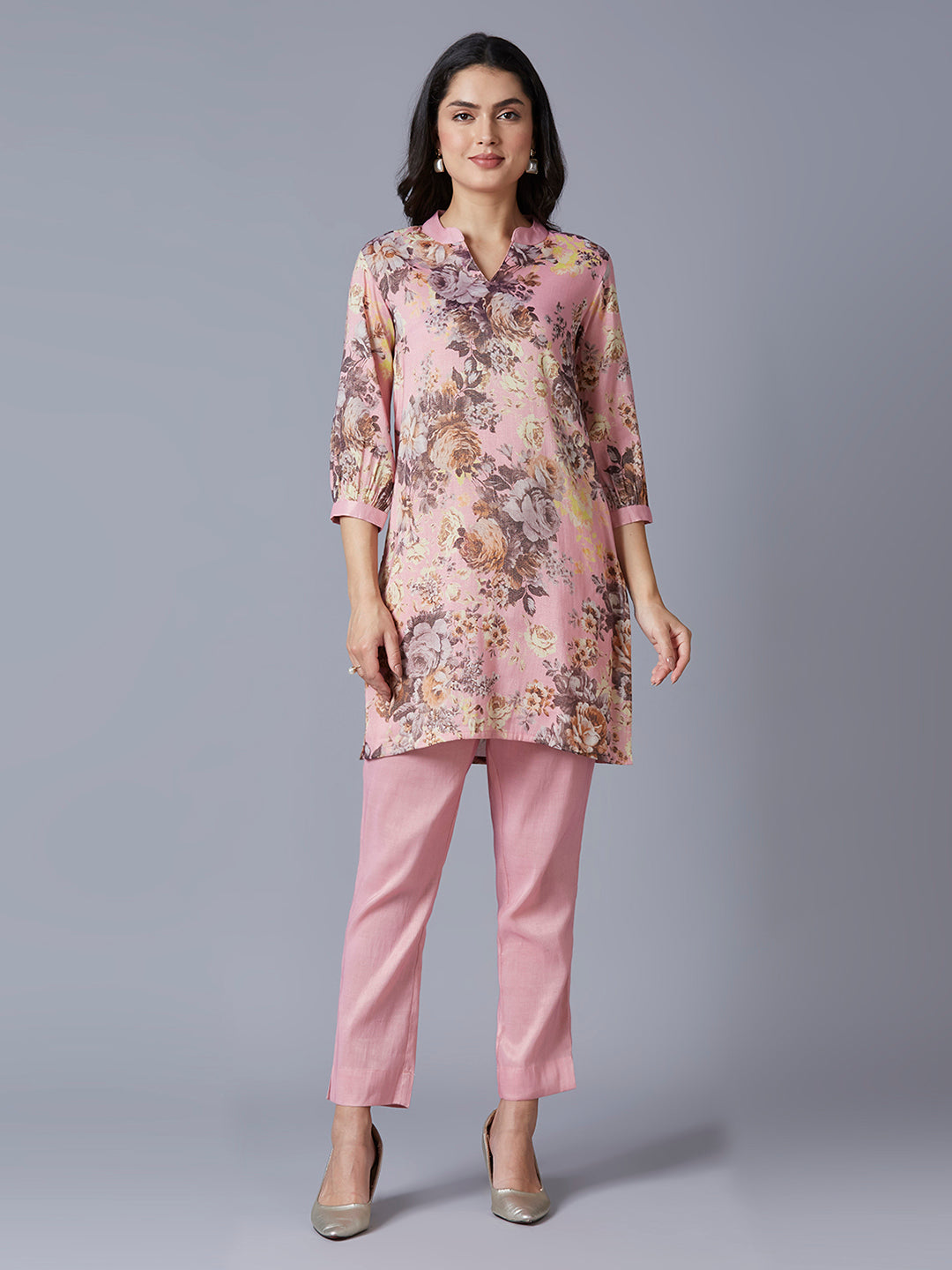 Floral Printed Pink Metallic Kurta Set