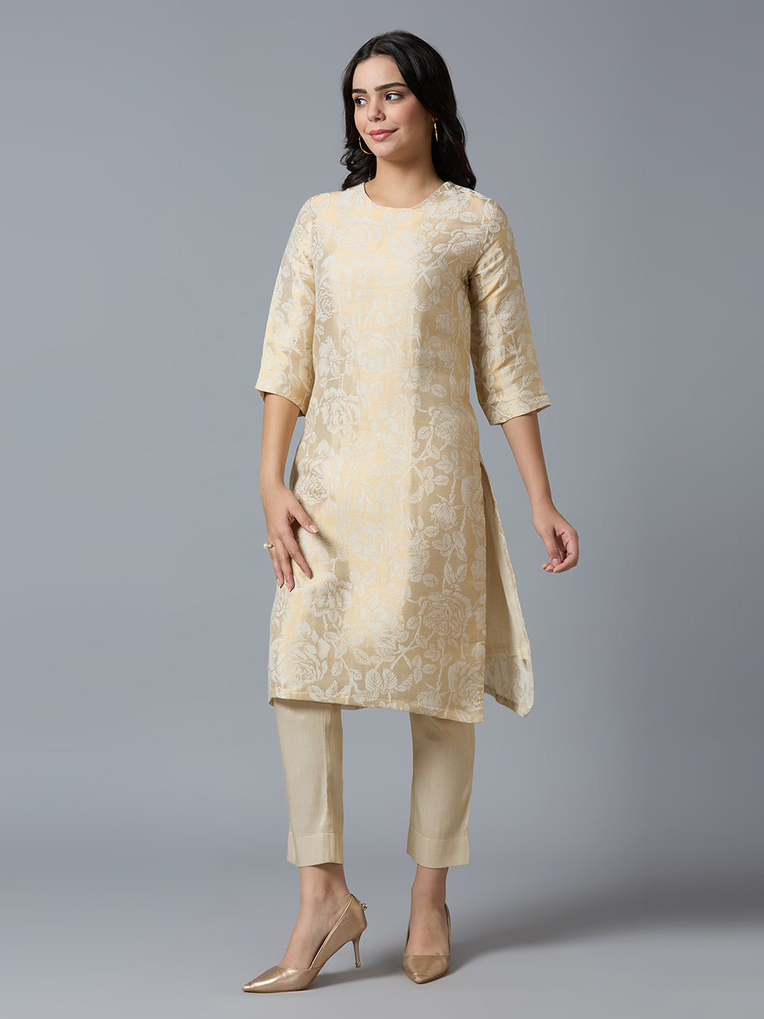 Brocade Off-White Gold Rose Design Kurta