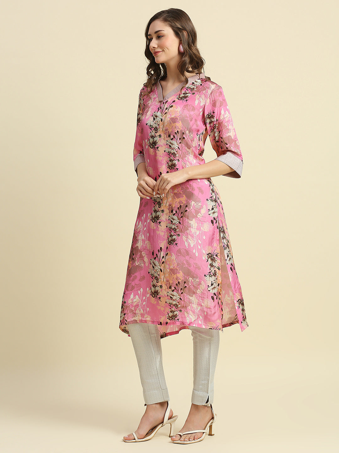 Pink & White Floral Printed Kurti with Metallic Trims