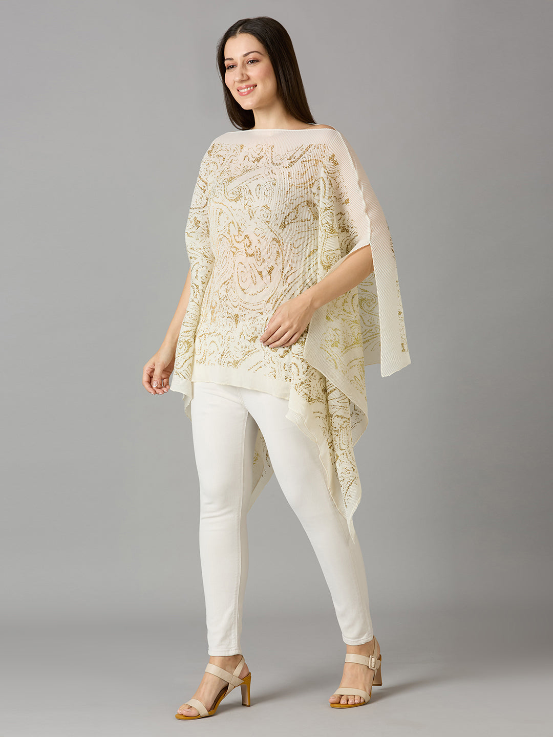 White Paisley Designed Off Shoulder Brocade Pleated Poncho