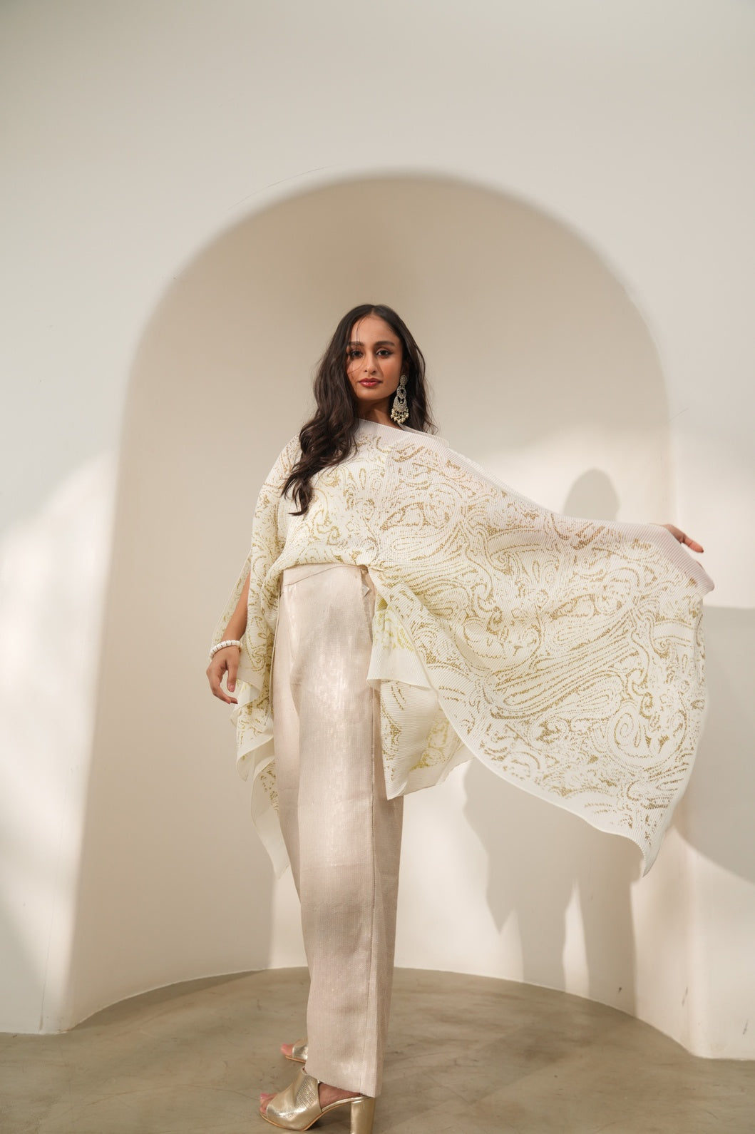 White Paisley Designed Off Shoulder Brocade Pleated Poncho-Pre Order