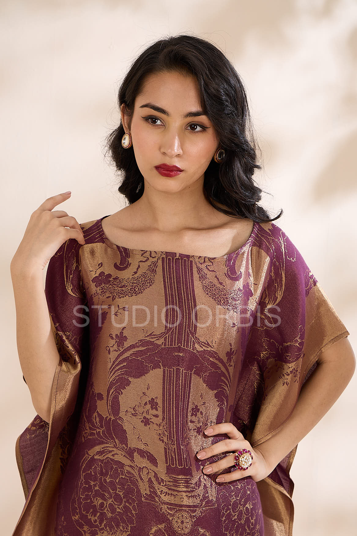 Brocade French Design Wine Poncho